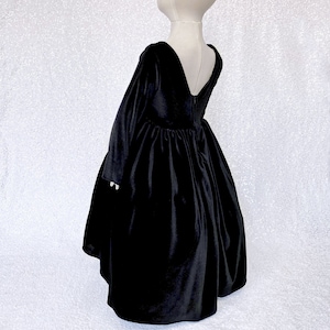 Formal Chic Long Sleeve Velvet V-Back Black Dress Junior Flower Girl Birthday Party Pageant Graduation Winter Fall Holiday 2 4 6 8 10 12 14